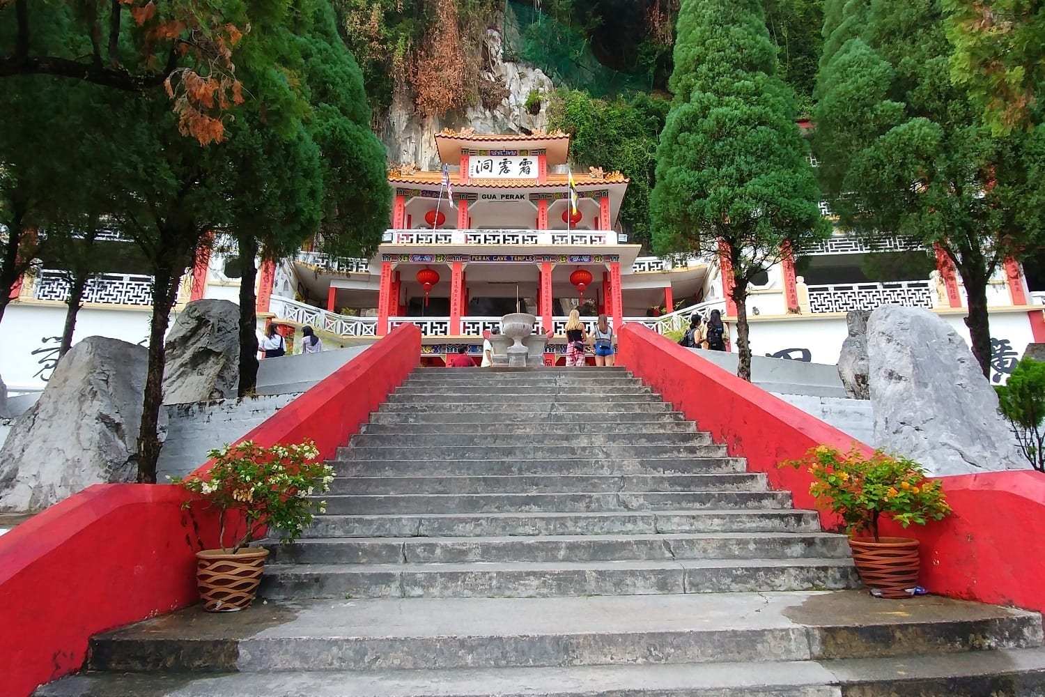 Perak Tong Cave Temple